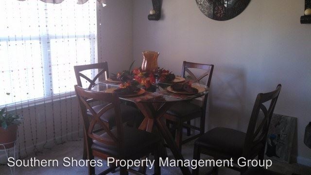 Foto principal - 202 Darcy Ave