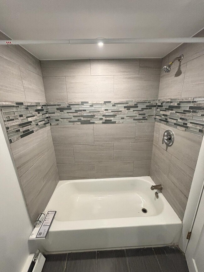 Glenmore Place Apartments Apartments in Clifton Heights, PA