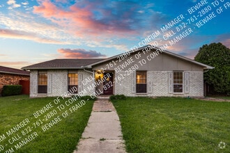 Building Photo - 3121 Fieldview Dr