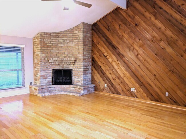 Building Photo - 22331 Waynoka Rd