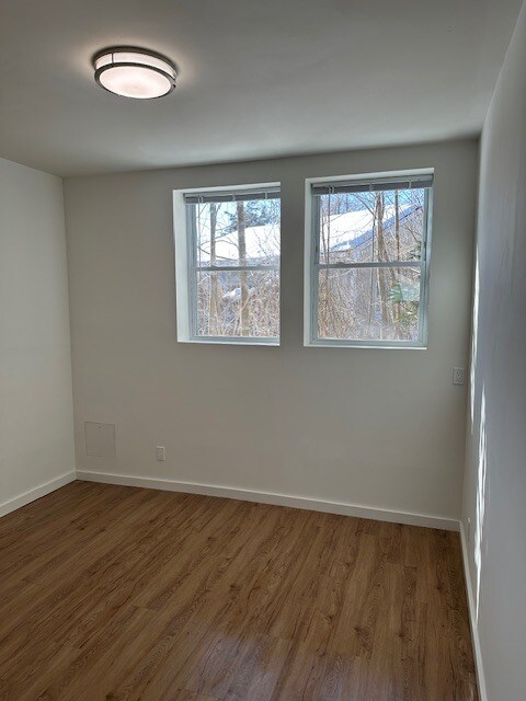 Foto del edificio - 245 County Road 39