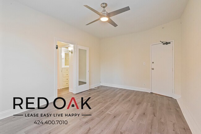 Foto del edificio - 649 N Rossmore Ave