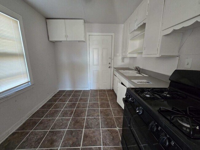 Foto del edificio - 306 N Bowyer St