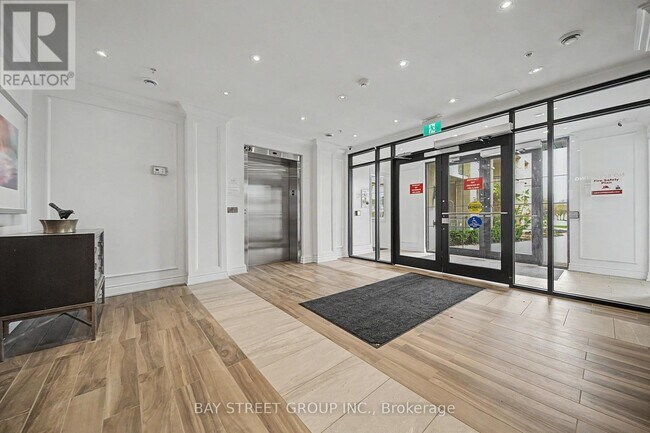 Building Photo - 1077 Gordon St