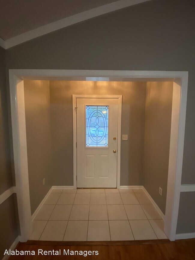 Building Photo - 3 br, 2 bath House - 1607 Salisbury Place