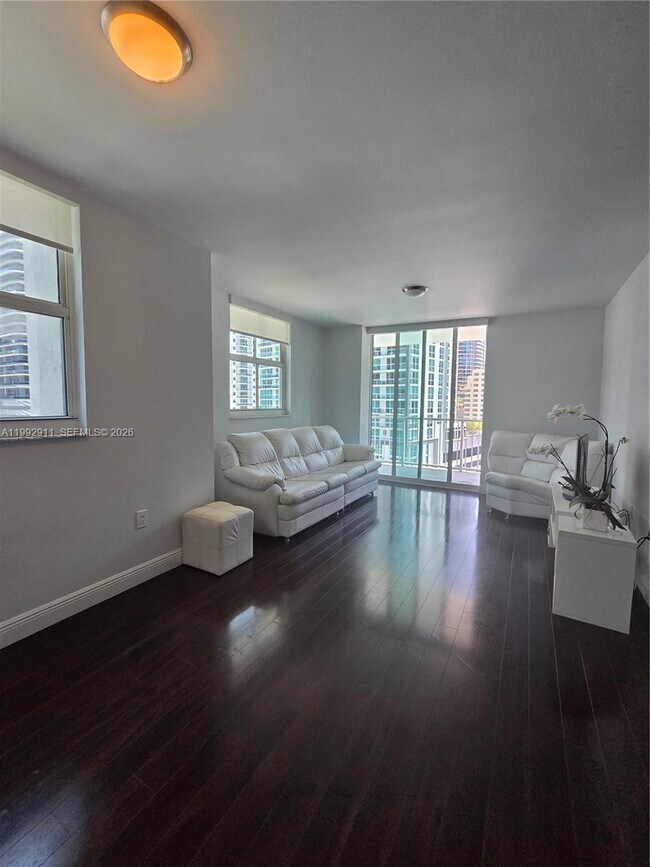 Building Photo - 1250 S Miami Ave