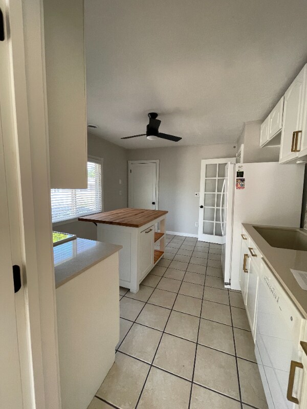 Building Photo - 256 W 300 S