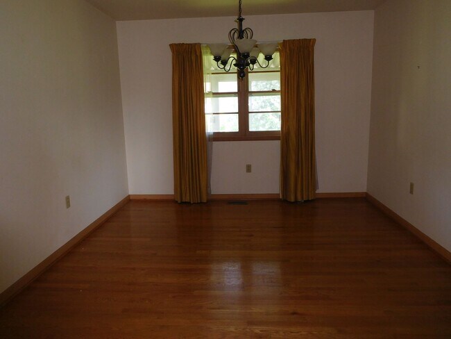 Foto del edificio - 9083 Meadowbrook Circle