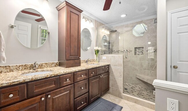 Foto del edificio - 3312 Shannon Cir