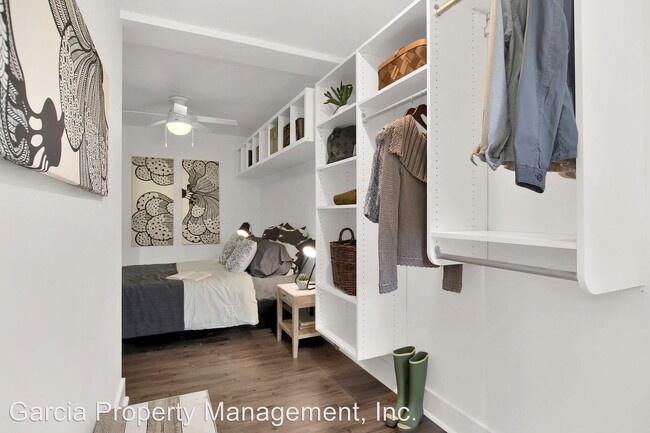 Foto del edificio - 3800 Hampton Ave