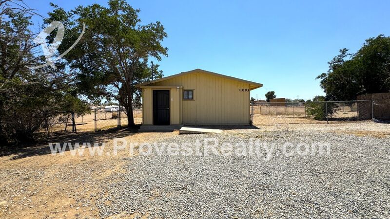 Foto principal - 13193 Begonia Rd