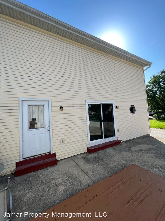 Building Photo - 2 br, 1.5 bath House - 501 West Vine Street