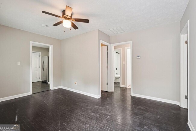 Foto del edificio - 172 Meador Way SE