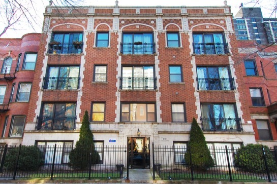 Primary Photo - 931 W Leland Ave