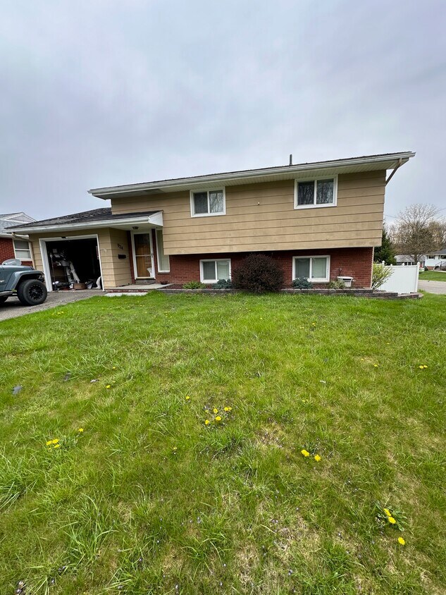 Primary Photo - 924 Byford Blvd