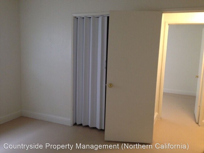 Building Photo - 1932 Darrah St