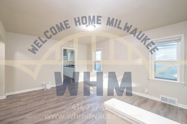 Building Photo - Welcome Home to this Charming 2 Bedroom 1 ...