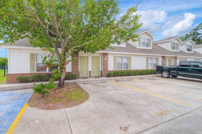 Foto del edificio - Garden Grove Townhomes