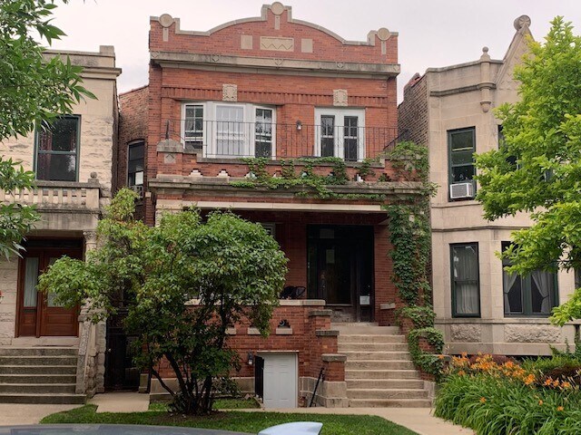 Foto principal - 2917 W Logan Blvd