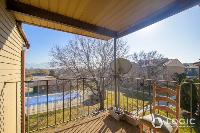 Photo - 4128 S Oak Meadows Dr House