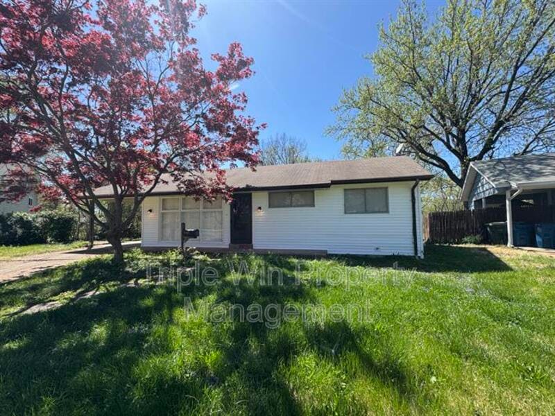 Foto principal - 7101 Brackleigh Dr