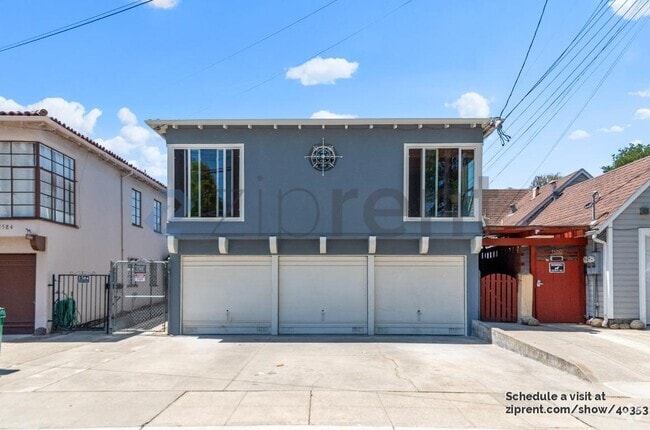 Building Photo - 1582 Pacific Ave