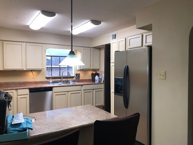 Building Photo - 4409 Shadow Wood Cir
