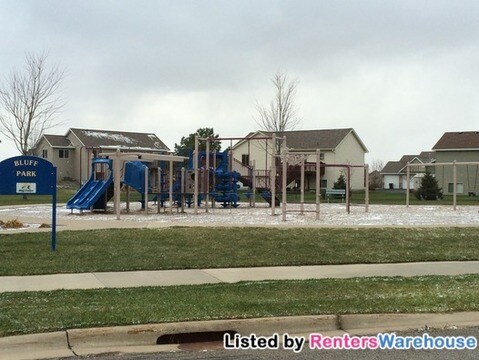 Building Photo - 17067 Trillium Ln