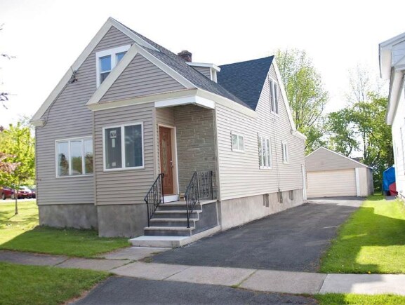 Primary Photo - 1144 Jefferson Ave
