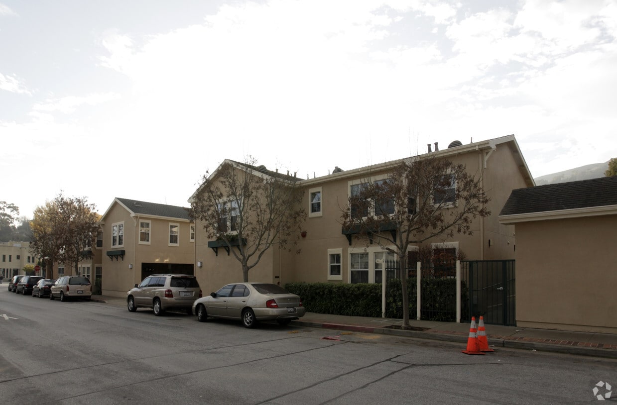 Building Photo - Visitacion Garden Apartments