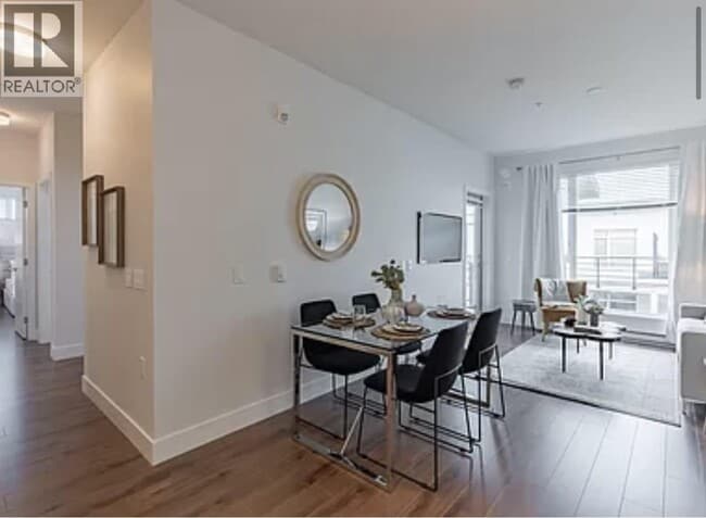 Building Photo - 5355 Lane St