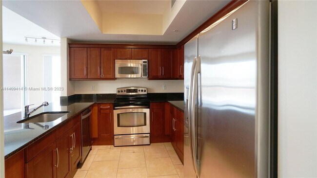 Building Photo - 7275 SW 90th Way