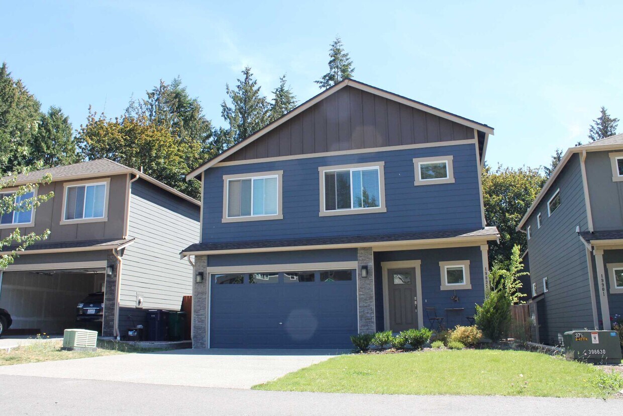 19833 3rd Ave SE, Bothell, WA 98012 House for Rent in Bothell, WA
