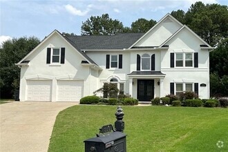 Building Photo - 330 Knollcrest Ct