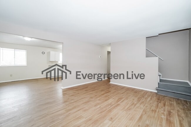 Foto del edificio - 1810 Pickering Dr