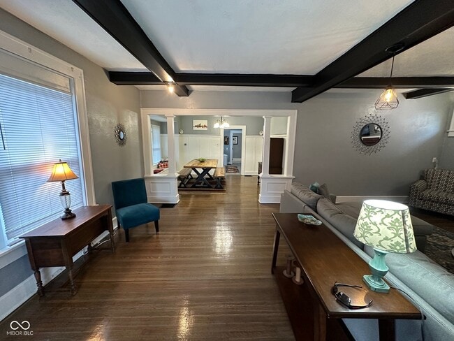 Foto del edificio - 4130 Rookwood Ave