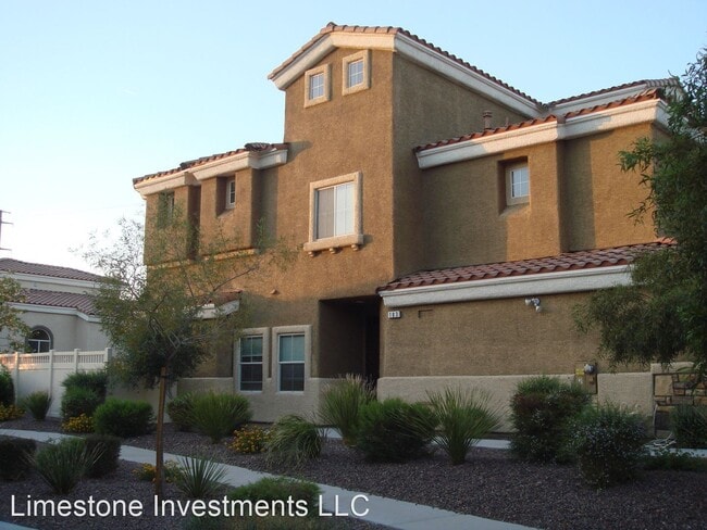 Building Photo - 2 br, 2.5 bath House - 1091 Moonlit Oasis ...