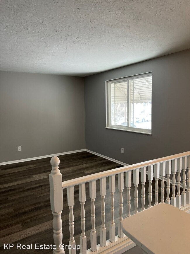 Foto del edificio - 4 br, 1.5 bath House - 3790 Higbee Dr E