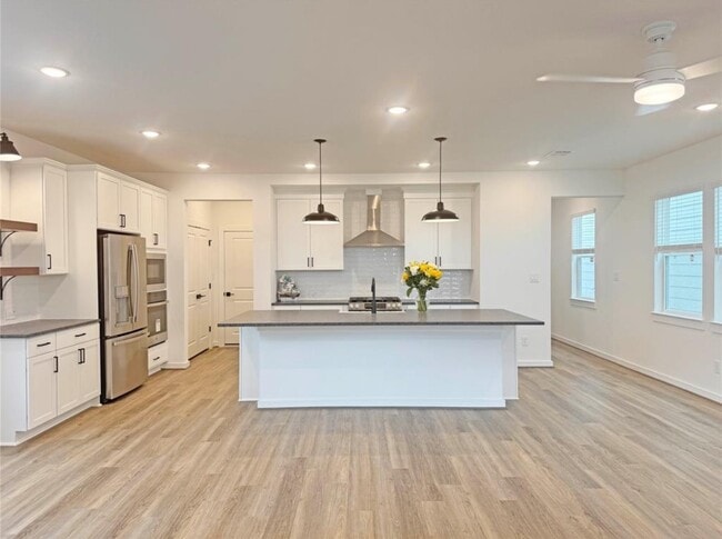 Building Photo - 2213 Via Laura Ln