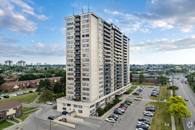 Building Photo - Oakview Heights