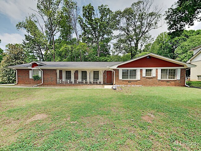 Building Photo - 3127 Robindale Road Decatur GA