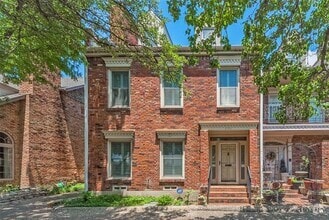 Building Photo - 4104 Lovers Ln