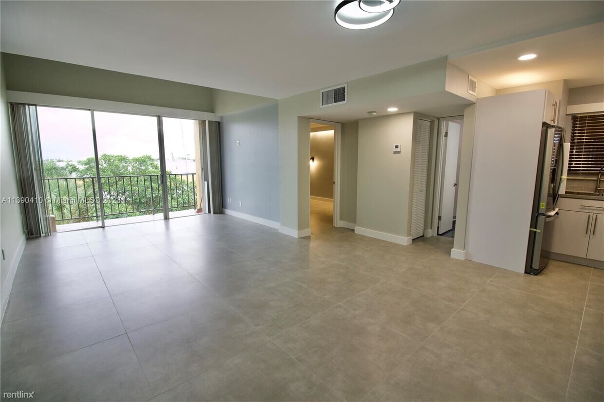 Primary Photo - 1 br, 1 bath House - 8801 W Flagler St Apt...