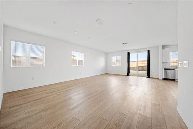 Building Photo - 12639 Patagonian Wy