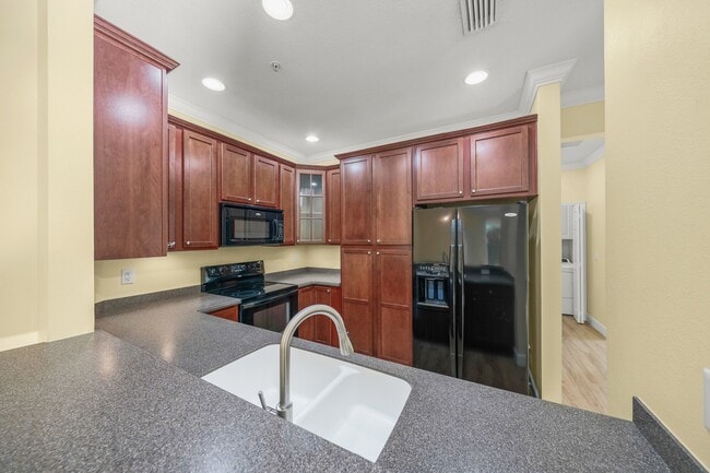 Building Photo - 8015 Limestone Ln