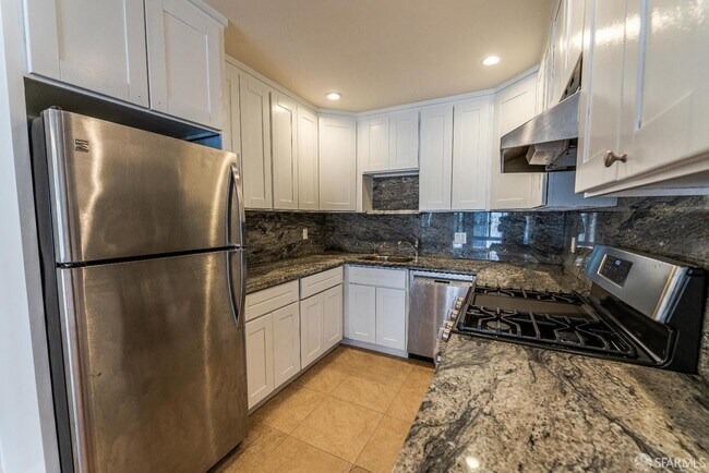 Foto del edificio - 2512 Fillmore St