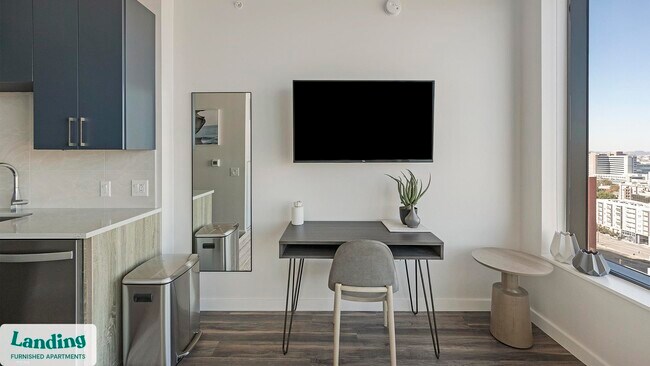 Building Photo - 2010 West End Ave