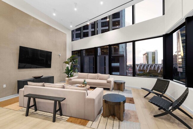 Foto del edificio - 225 N Miami Ave