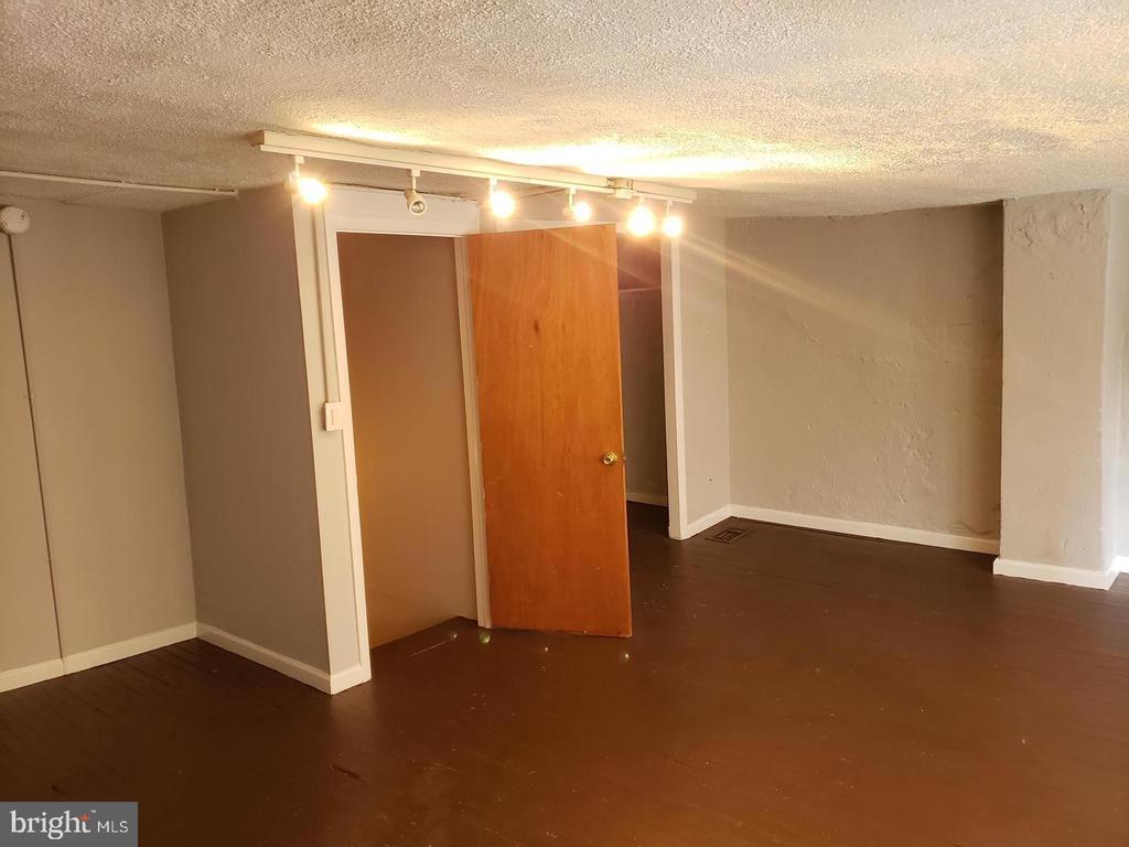 Primary Photo - 114 N 3rd St