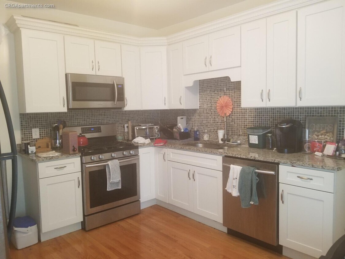 Foto principal - 381 Prospect St